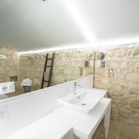 Masseria Dell'usignolo * Martano